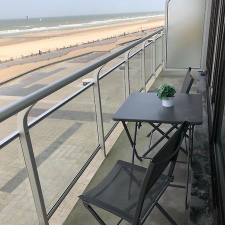 Appartement Royal Zeezicht Oostende Extérieur photo